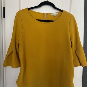 Green Envelope L mustard yellow boat neck long sleeve textured 3/4 blouse